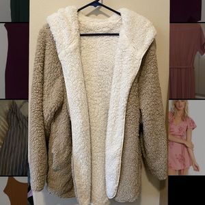 Oversized cozy sherpa sweater reversible